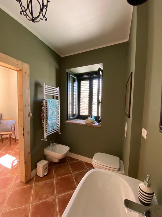 Villa Casale Cialifone Alanno Exterior foto
